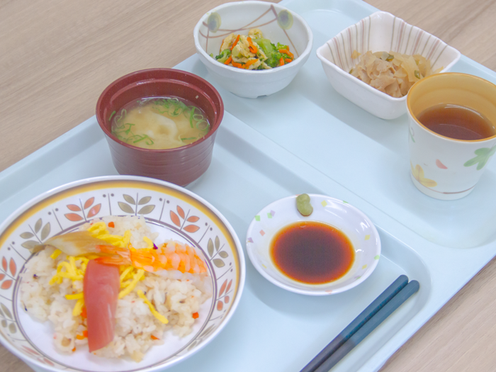 食事の画像